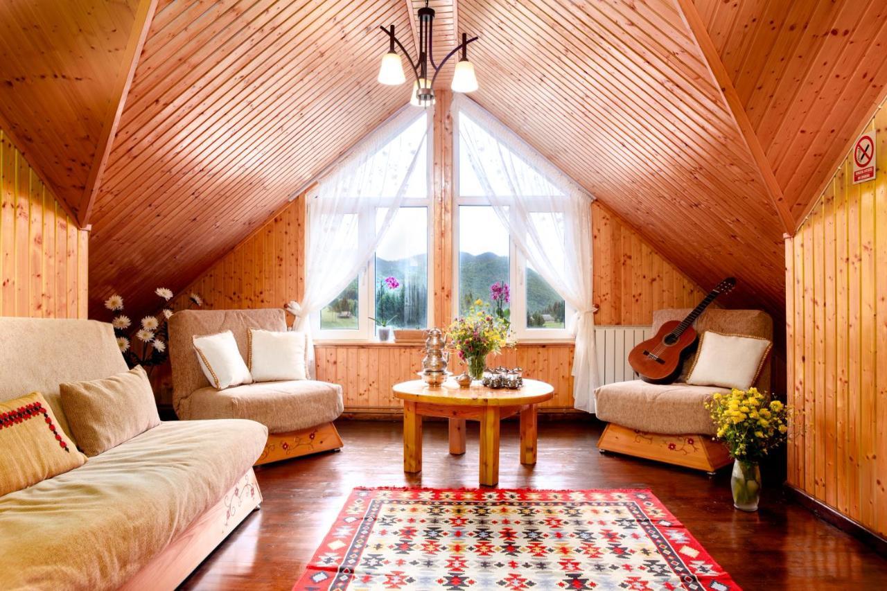 Casa Cerbul Villa Фундата Екстериор снимка
